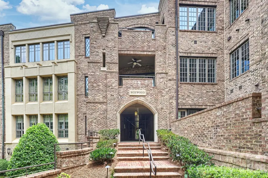 241 Queens Road, Charlotte, NC 28204 - #2