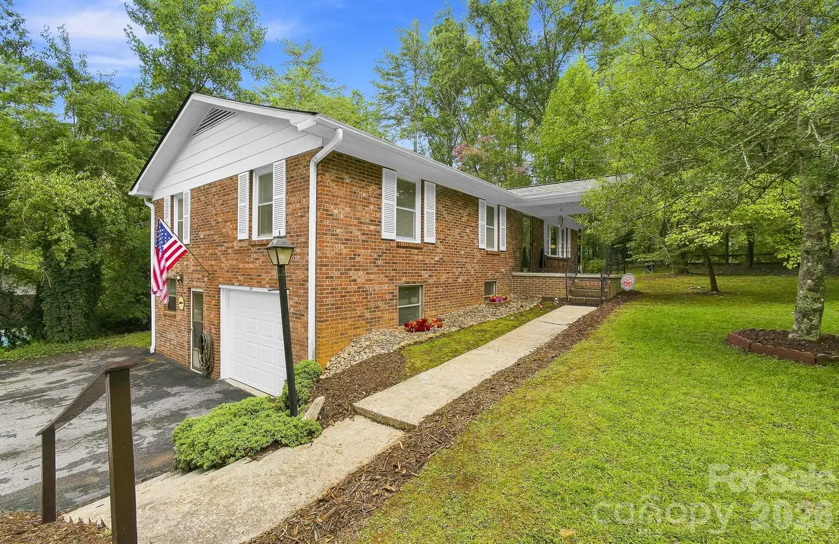 108 Arthur Lane, Hendersonville, NC 28791 - #1