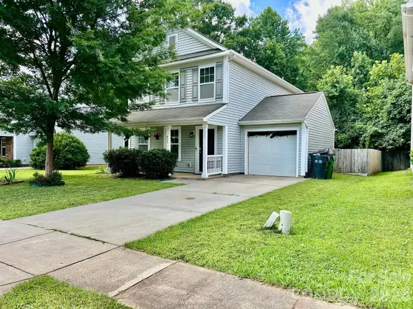 413 Peachtree Road, Charlotte, NC 28216