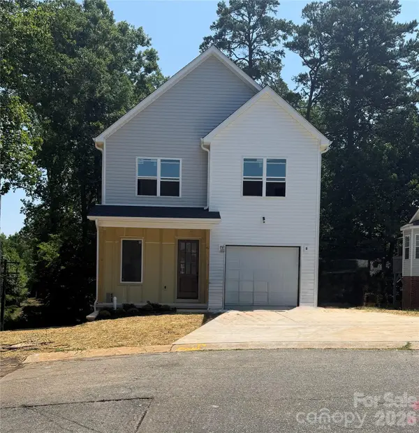 2334 Eagle Glen Court, Gastonia, NC 28056