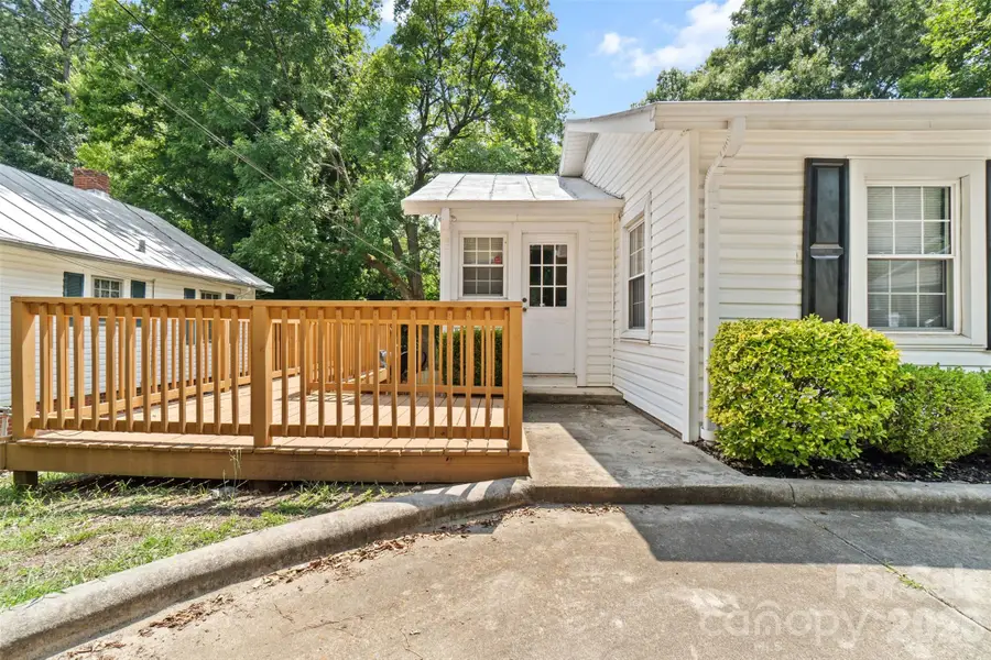 202 E Hargrave Street, Wadesboro, NC 28170 - #3