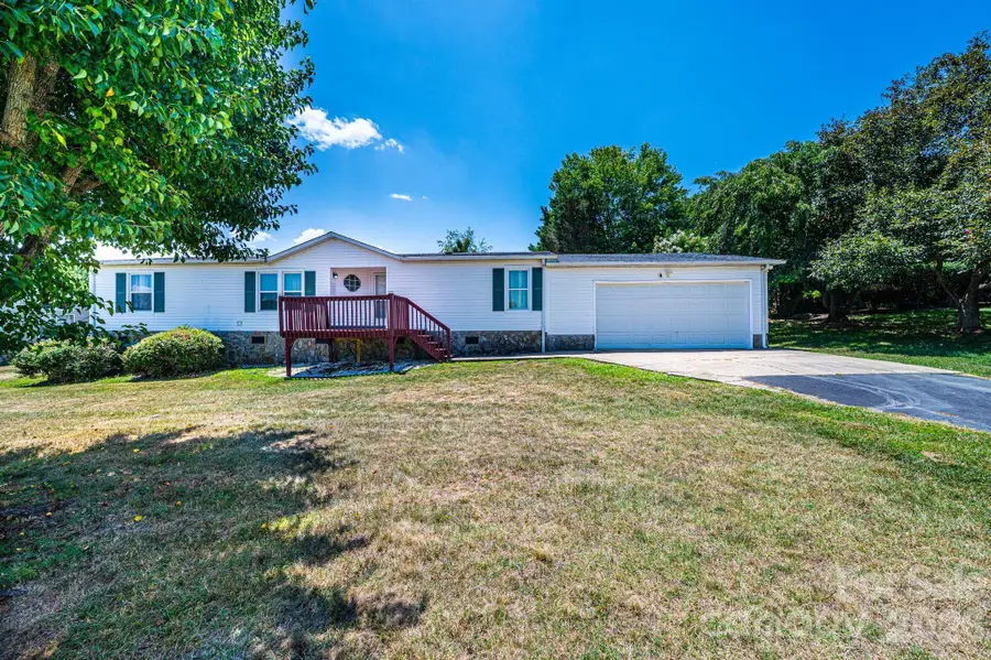 3825 Berry Creek Circle, Granite Falls, NC 28630 - #3
