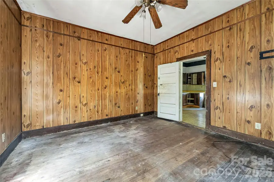 114 W 6th Avenue, Gastonia, NC 28052 - #3