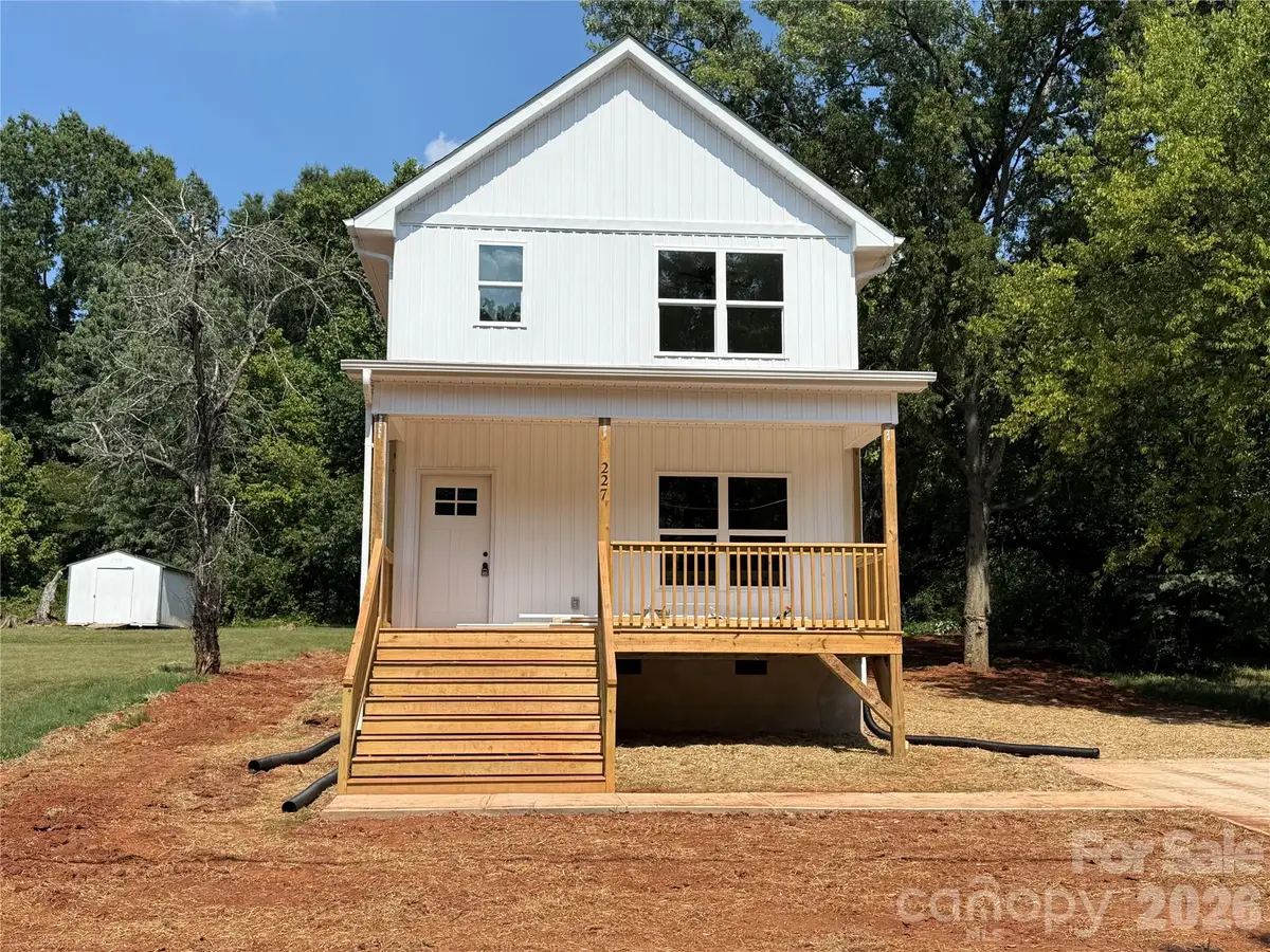 227 S Caldwell Avenue, Newton, NC 28658 - #1