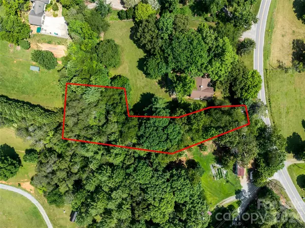 99999 Bear Creek Road, Leicester, NC 28748