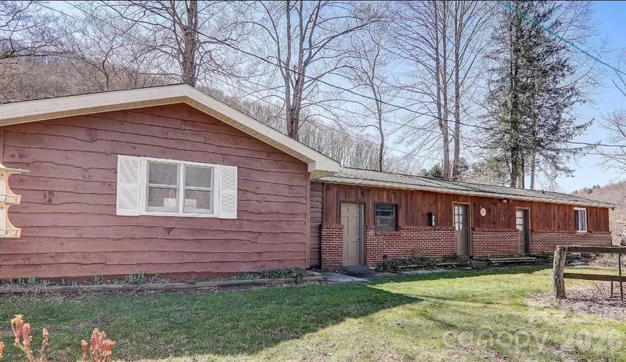 2541 Dellwood Road, Waynesville, NC 28786 - #3