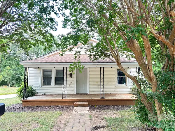 216 W Shannonhouse Street, Shelby, NC 28152