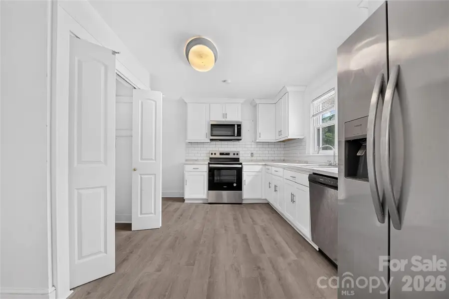 216 W Shannonhouse Street, Shelby, NC 28152 - #2