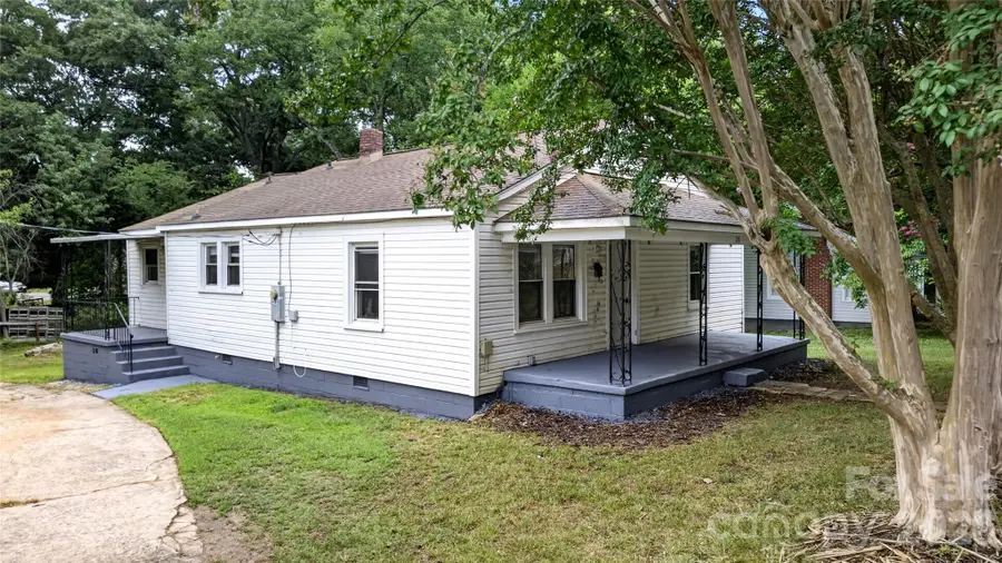 216 W Shannonhouse Street, Shelby, NC 28152 - #3