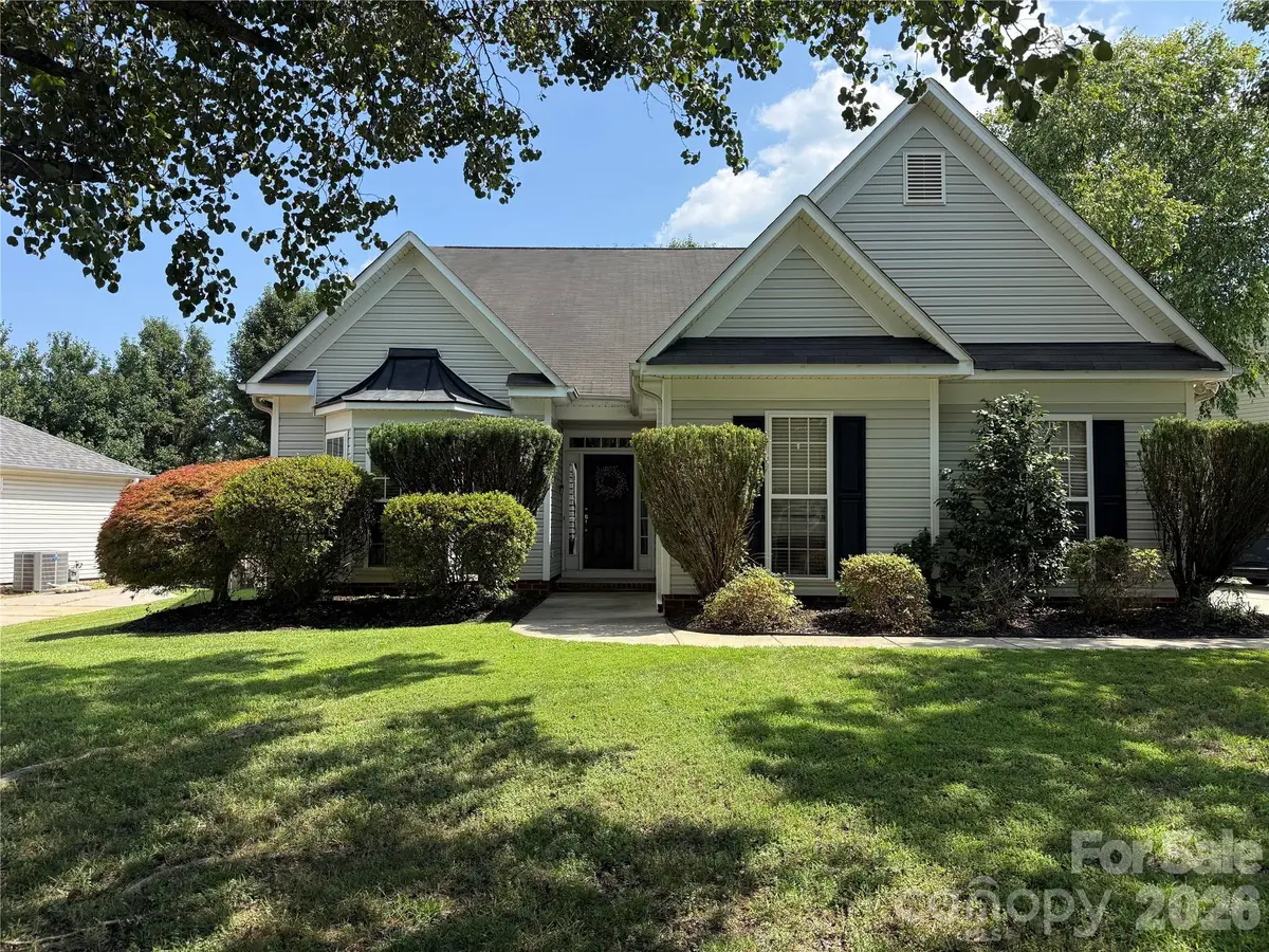 570 Surry Trace Circle Nw, Concord, NC 28027 - #1
