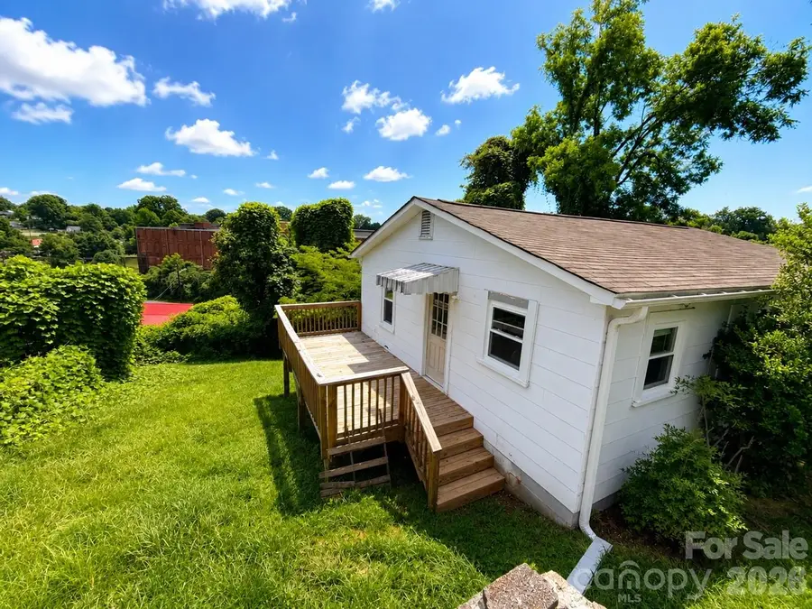 92 Fourth C Street, Marion, NC 28752 - #2