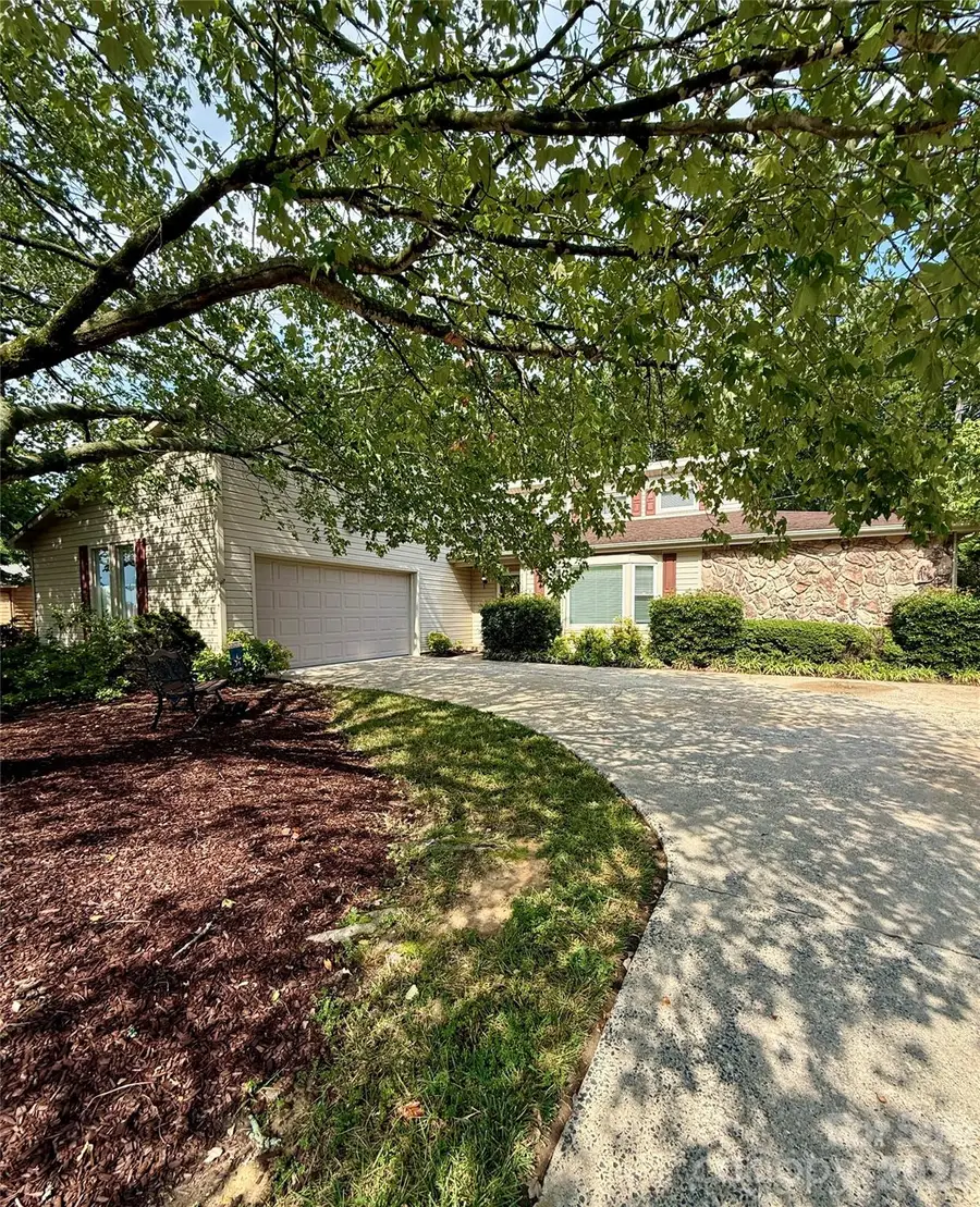 1100 Jennifer Lane, Cherryville, NC 28021 - #2