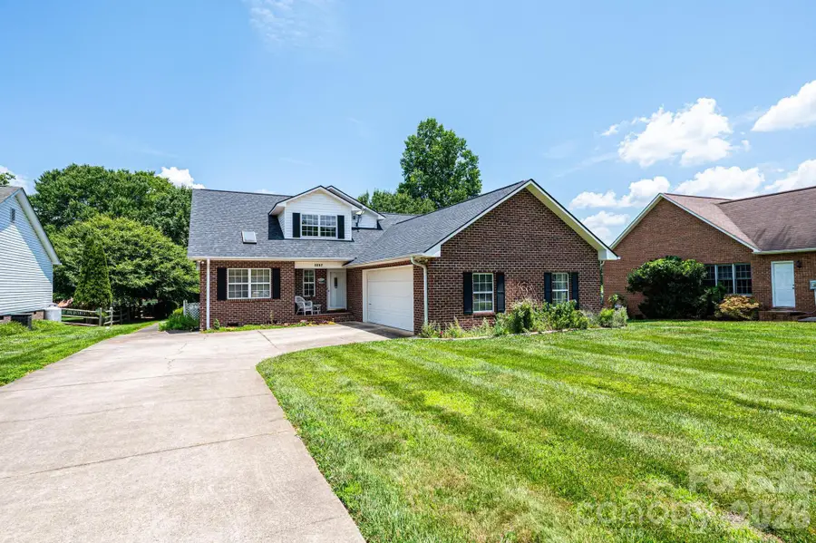 1857 Hidden Pointe Drive, Hickory, NC 28601 - #3