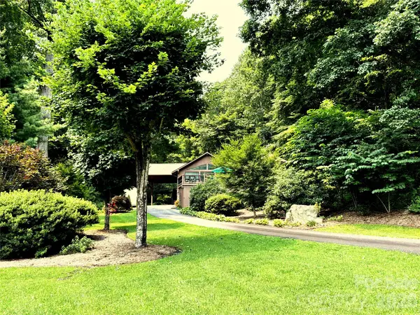 4 Timbersong Drive, Weaverville, NC 28787