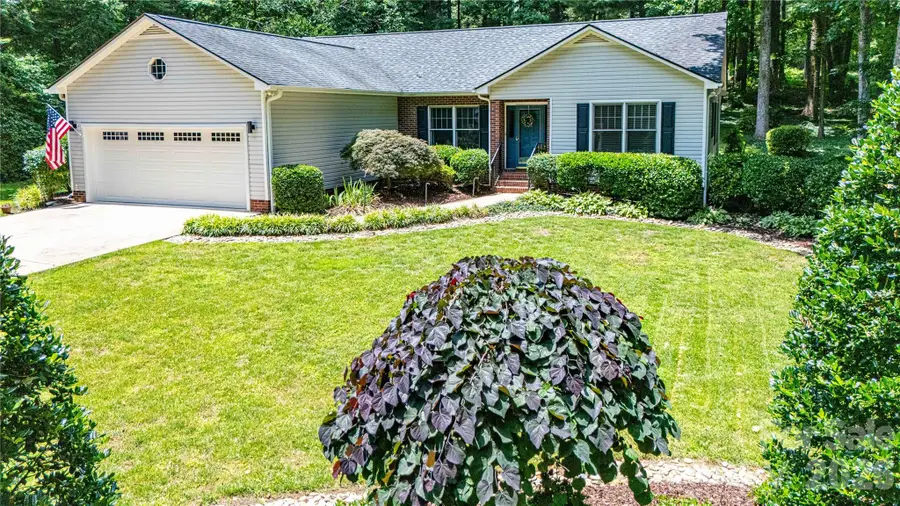 1705 Hummingbird Lane, Hendersonville, NC 28792 - #3