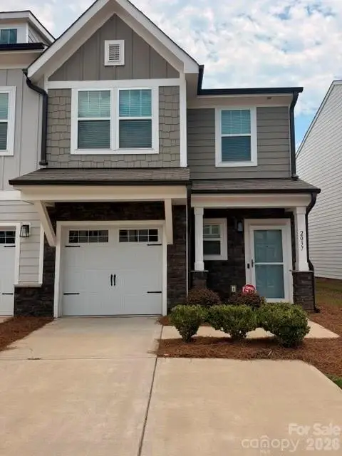 2037 Crooked Oak Lane, York, SC 29745