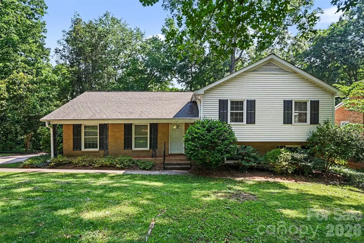 6207 Honegger Drive, Charlotte, NC 28211 - #1