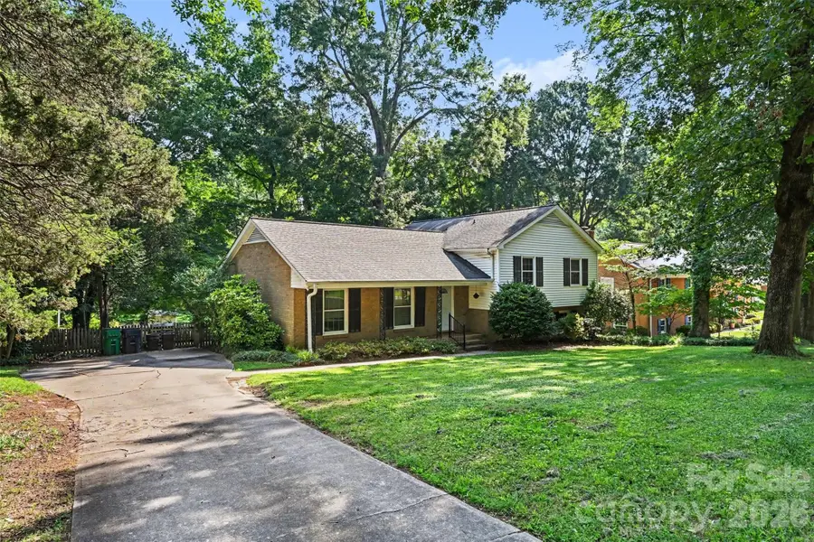 6207 Honegger Drive, Charlotte, NC 28211 - #2