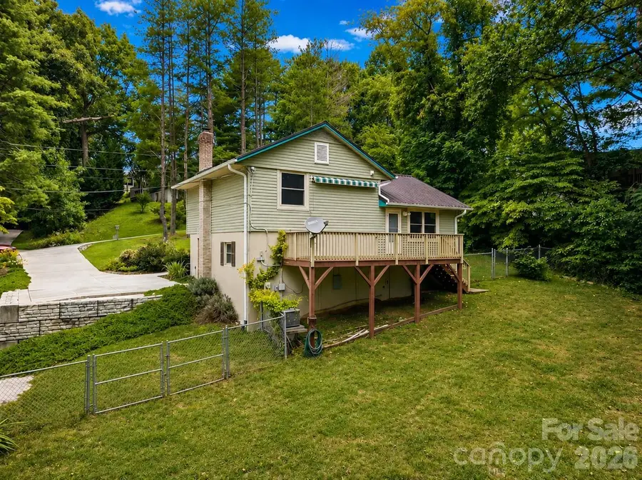 135 Plantation Drive, Hendersonville, NC 28792 - #3