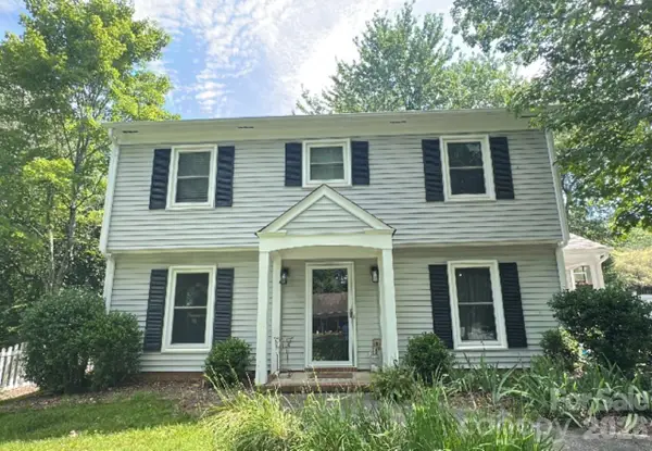 320 Sunnywood Lane, Charlotte, NC 28270