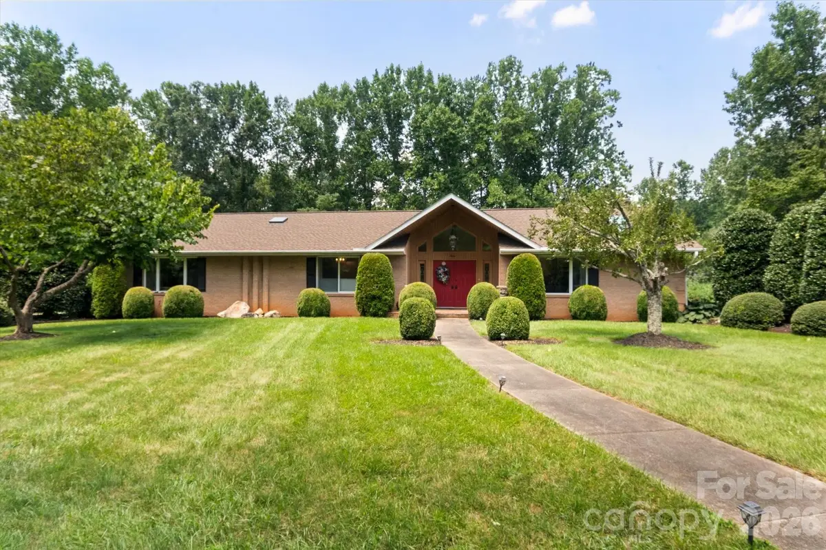 12 Highlander Lane, Hendersonville, NC 28792 - #1