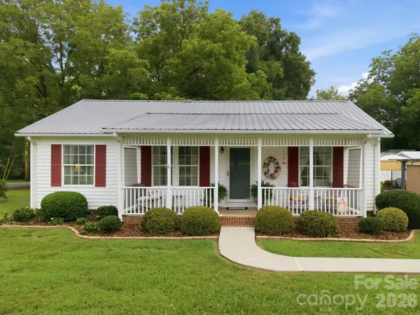 112 W 23rd Street, Newton, NC 28658