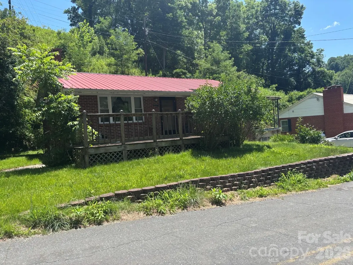 637 Toe Cane Road, Bakersville, NC 28705 - #1