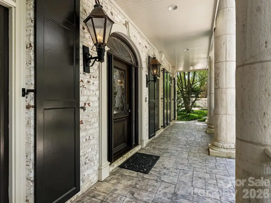 4523 Fox Brook Lane, Charlotte, NC 28211 - #3