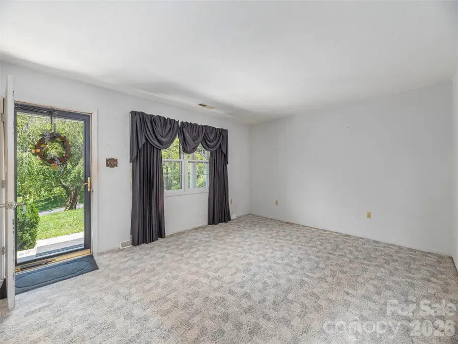 25 Laurel Park Drive, Arden, NC 28704 - #3