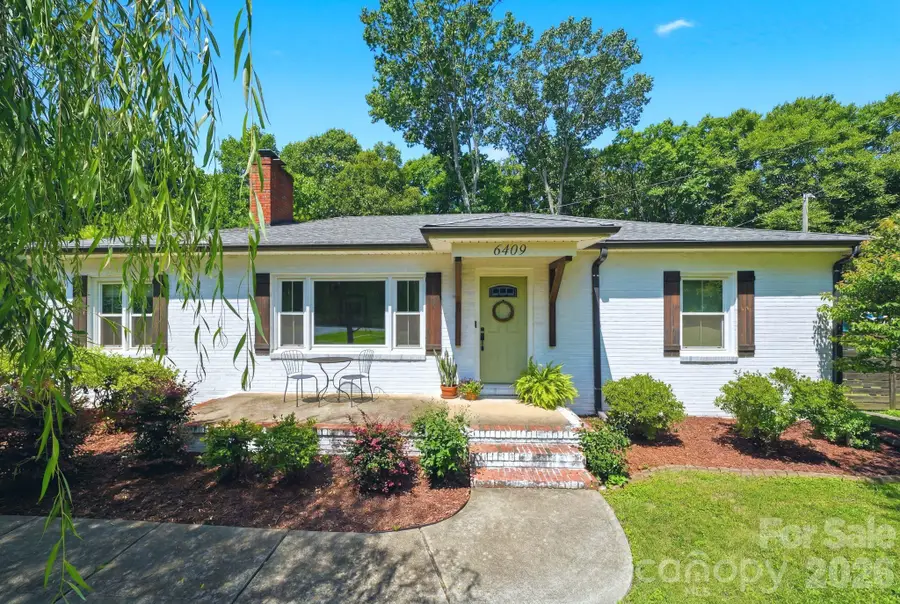 6409 Woodland Circle, Charlotte, NC 28216 - #3