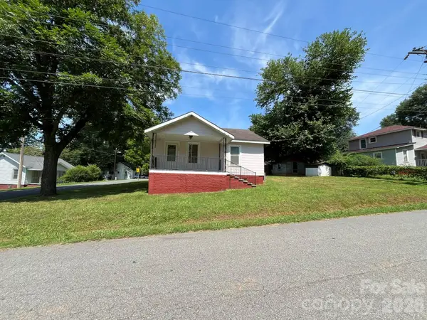 208 Bell Street, Mount Holly, NC 28120