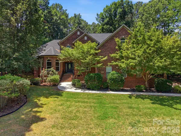 202 Indian Trail, Mooresville, NC 28117
