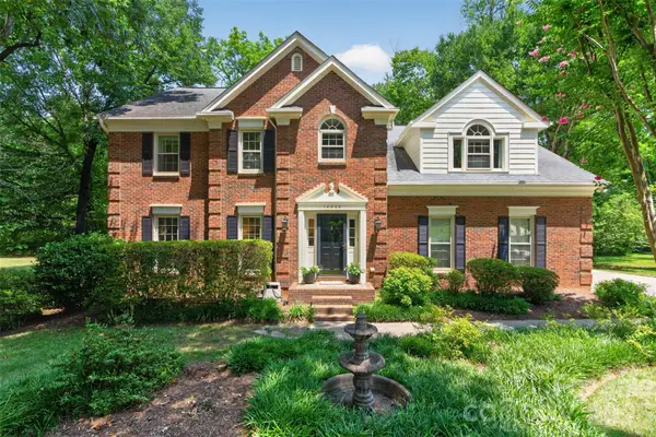 14809 Stonegreen Lane, Huntersville, NC 28078