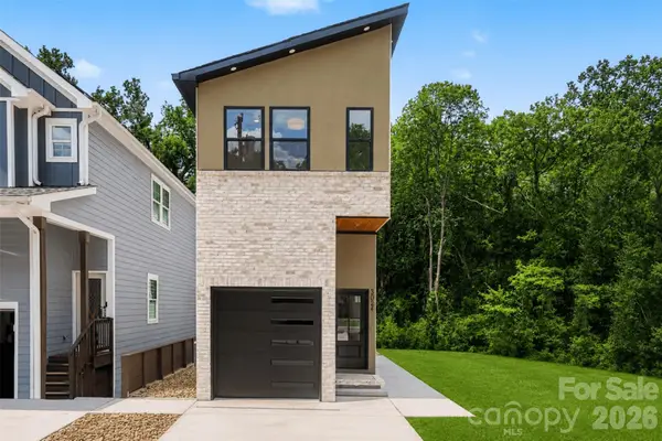 3024 Walter Street, Charlotte, NC 28208
