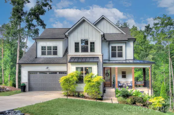 6672 Maple Spring Court, Denver, NC 28037