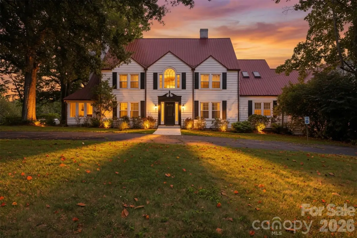 1670 Southwest Boulevard, Newton, NC 28658 - #1