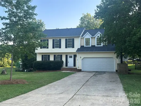 2000 Teresa Jill Drive, Charlotte, NC 28213