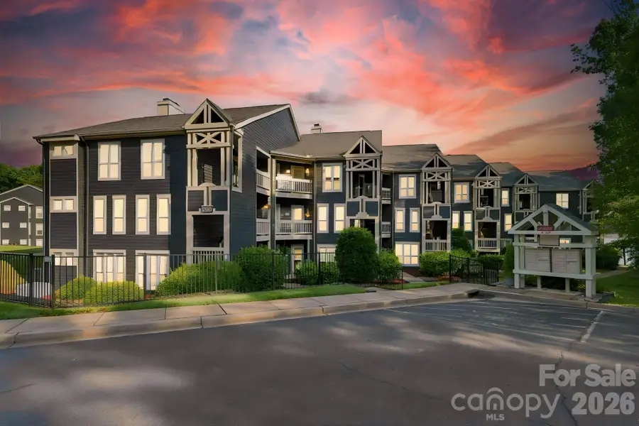 2135 Regatta Lane #303, Denver, NC 28037 - #2