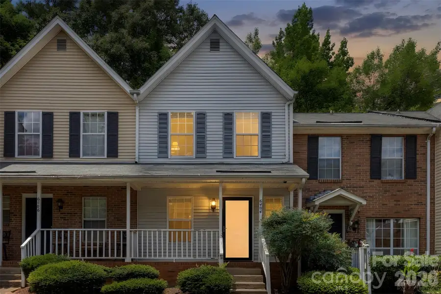 6404 Windsor Gate Lane, Charlotte, NC 28215 - #2