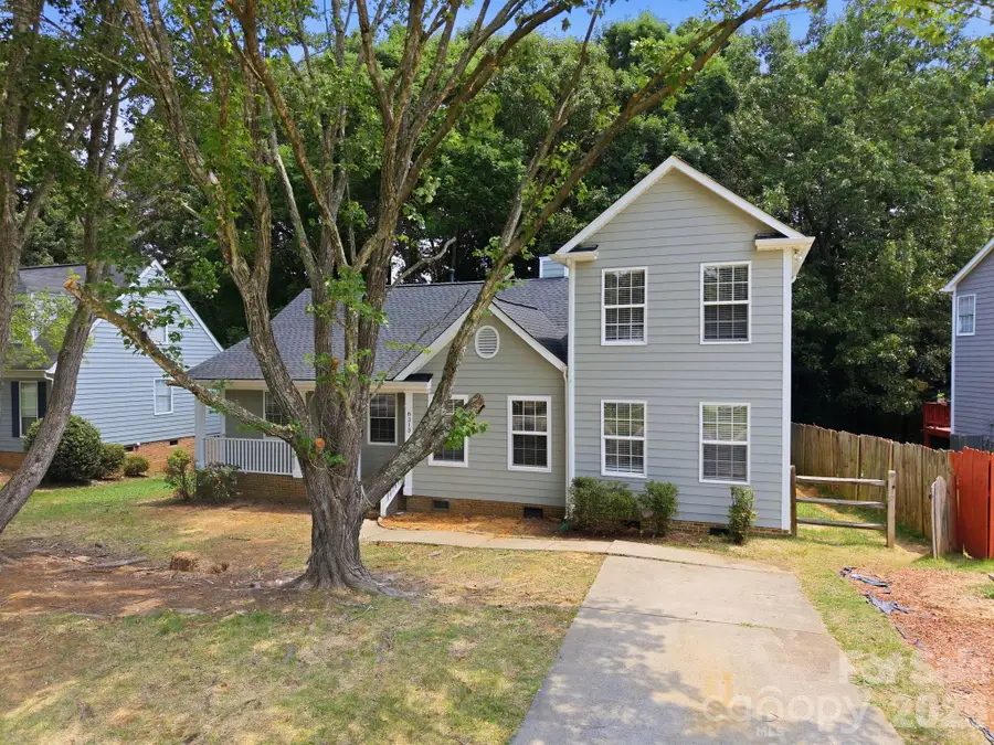 8313 Houndstooth Drive, Charlotte, NC 28227 - #3