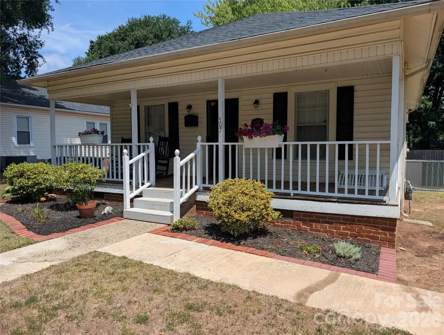 507 E 10th Street, Kannapolis, NC 28083 - #2