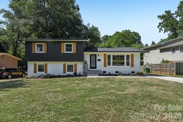 3414 Winterfield Place, Charlotte, NC 28205