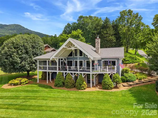 33 Banker Drive, Waynesville, NC 28786