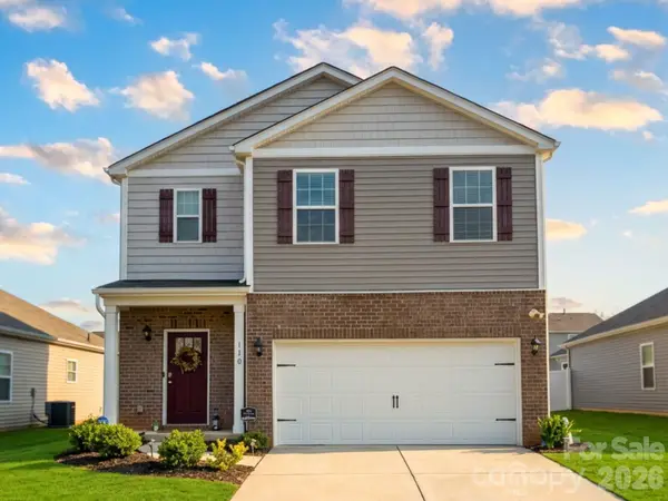 110 Meadow View Drive, Statesville, NC 28677