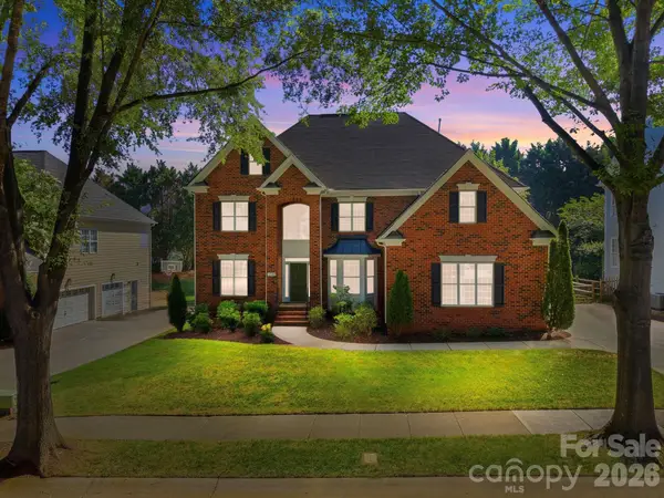 16308 Hallaton Drive, Huntersville, NC 28078