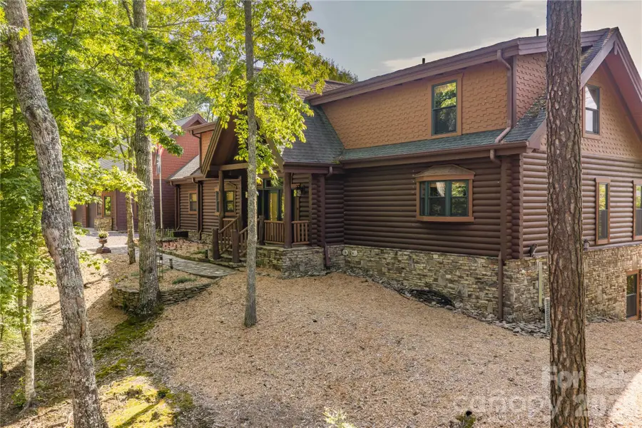 925 Appalachian Way, Bryson City, NC 28713 - #3