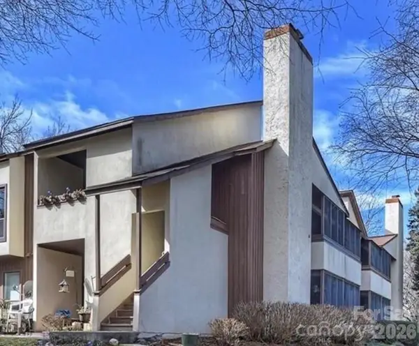 7345 Winery Lane #907, Charlotte, NC 28227