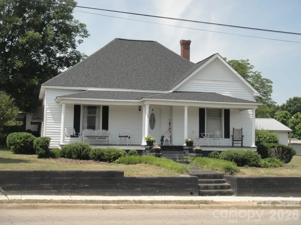 501 W Ryder Avenue, Landis, NC 28088 - #1
