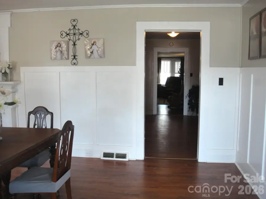 501 W Ryder Avenue, Landis, NC 28088 - #3