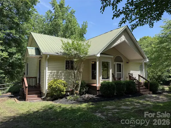 124 Stillmeadow Lane, Troutman, NC 28166